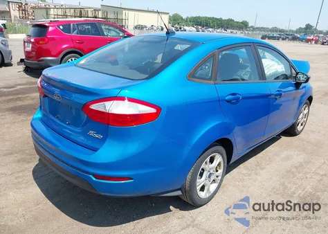 2015 Ford Fiesta Se z USA, uszkodzony, nr VIN 3FADP4BJ3FM203132